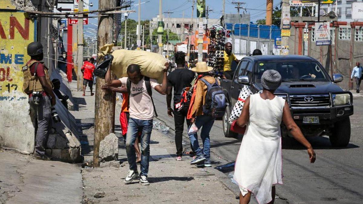 Gangs once more launched fresh attacks in Haiti on Tuesday, February 25, 2025. The attacks in the Delmas 30 neighborhood of Port-au-Prince sent residents running into the streets carrying bed frames and pushing wheelbarrows. This latest attack comes amid a surge in gang violence that has left nine Haitian police officers, two soldiers and a member of the Kenya-led security mission dead since the start of the year.