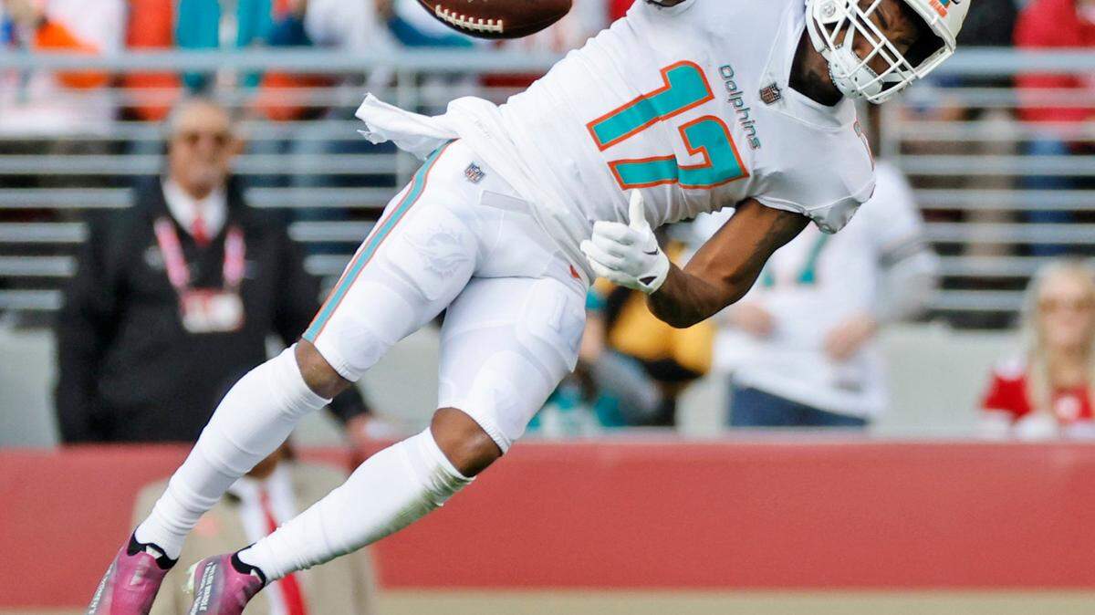 Miami Dolphins wide receiver Jaylen Waddle (17) can’t hold onto the ball for an incomplete pass in the second quarter against the San Francisco 49ers at Levi’s Stadium in Santa Clara, California on Sunday, December 4, 2022.