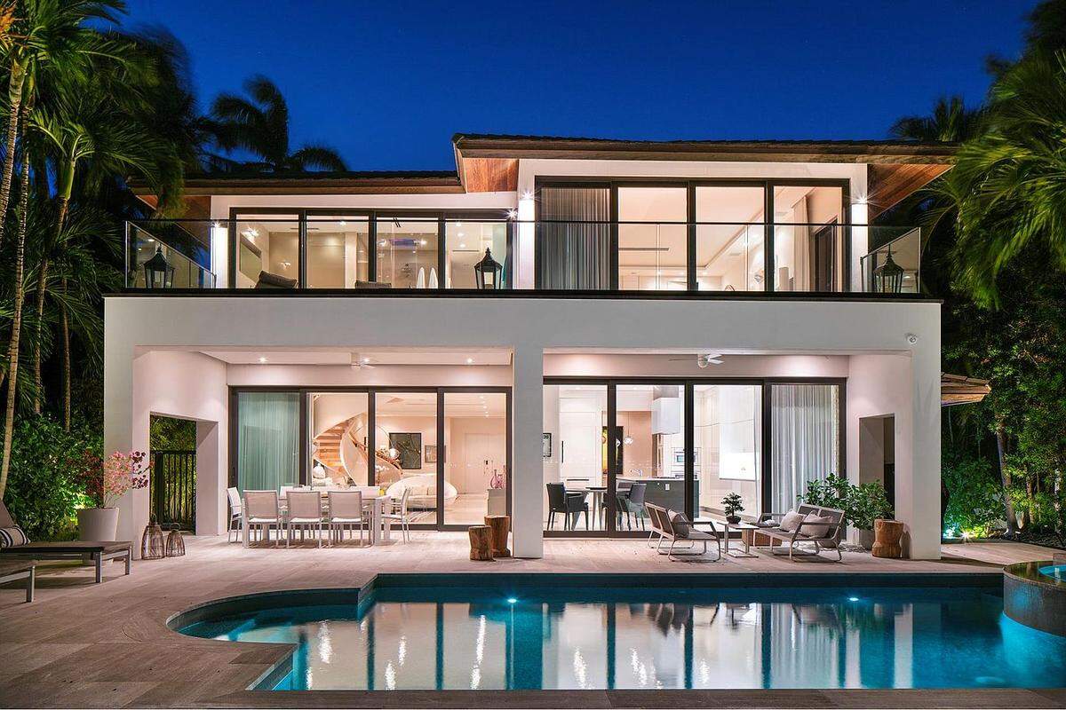 401 E. Alto Rivo Dr., Miami Beach FL