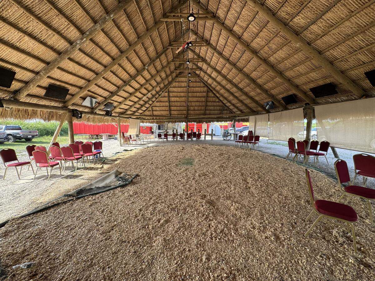 A fight call led Miami-Dade deputies to an illegal rooster-fighting ring in West Miami-Dade, resulting in 42 arrests and $39,000 seized.