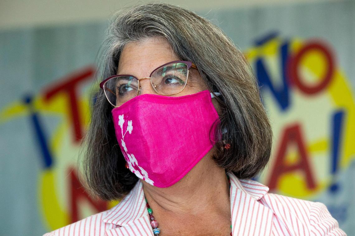 County Mayor-elect Daniella Levine Cava speaks with constituents while making a stop at Tequeno Mania in Doral for a quick snack, as she tours Miami-Dade on Sunday, Nov. 15, 2020. Levine Cava becomes Miami-Dade’s mayor on Tuesday, Nov. 17.