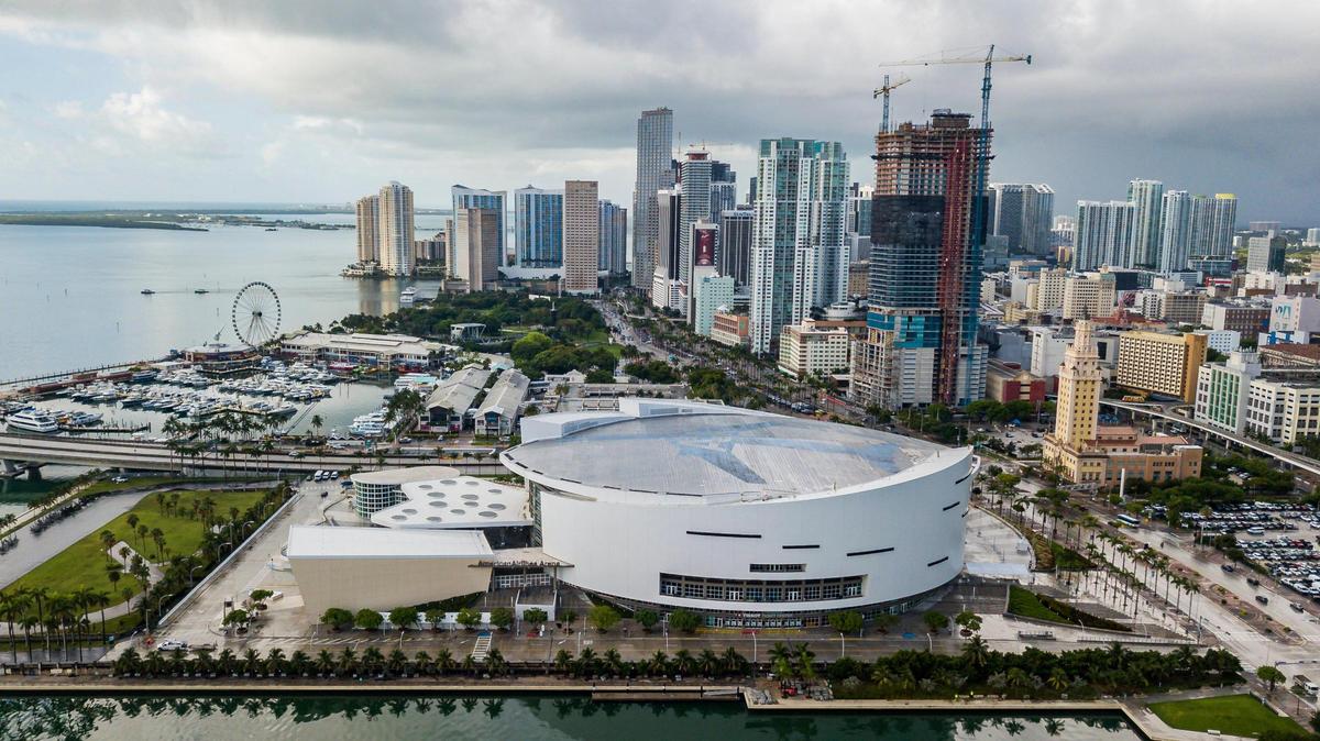 Hey, Curious305: How did Miami become the 305? What about Broward’s 954?