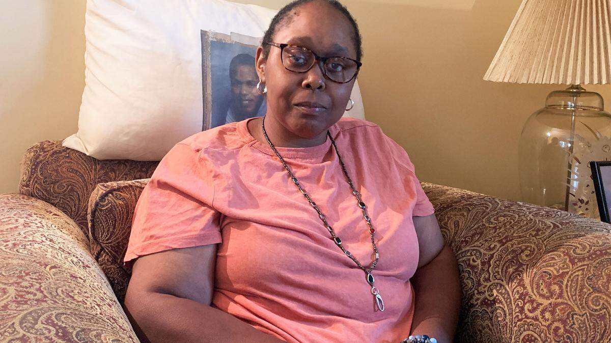 A year ago, Justina Worrell received a letter from the Social Security Administration saying it had overpaid her. Within 30 days, it said, she should mail the government a check or money order for $60,175.90.
