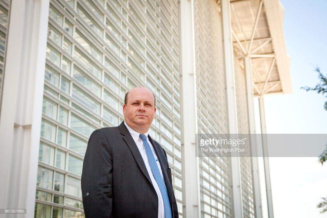 Attorney Marc Elias outside of the Sandra Day O’Connor United States Courthouse in Phoenix, Arizona, on Wednesday, Aug. 3, 2016.