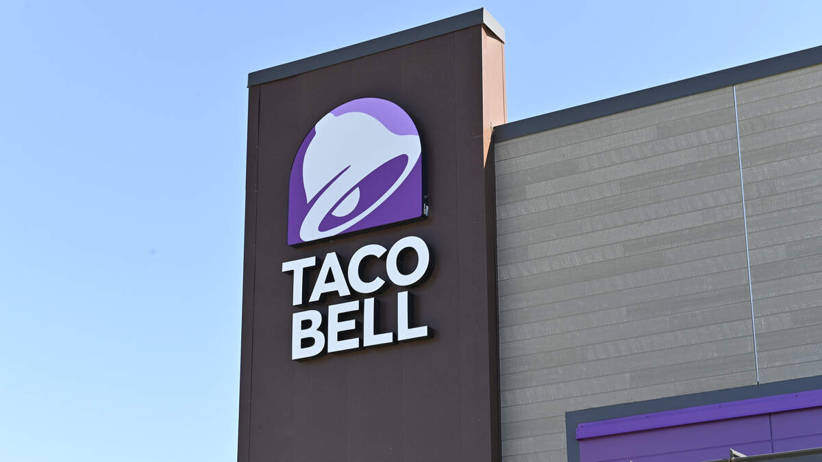 Fast-food chains want your afternoon drink order. Did Taco Bell find the café model that scales?