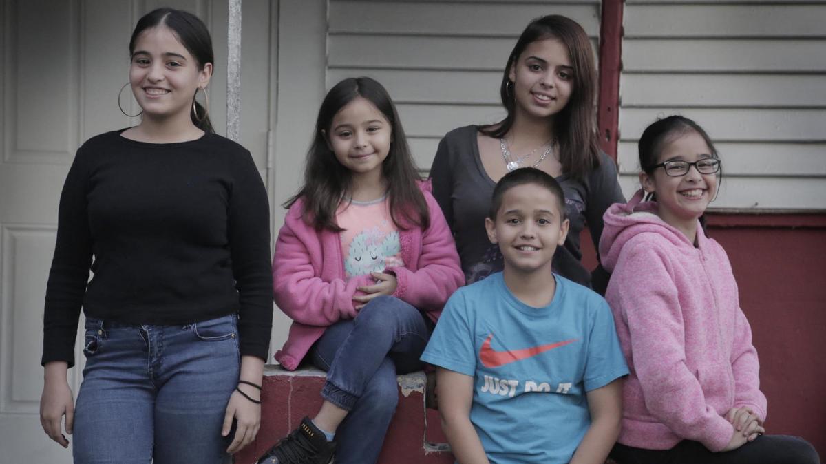 These four sisters and one brother are tight-knit, in good times and bad. From left: Barbara Garcia, 13, Yanislacey Garcia, 7, Leonel Garcia Jr., 12, Marceline Garcia, 16, and Yolievette Garcia, 10.