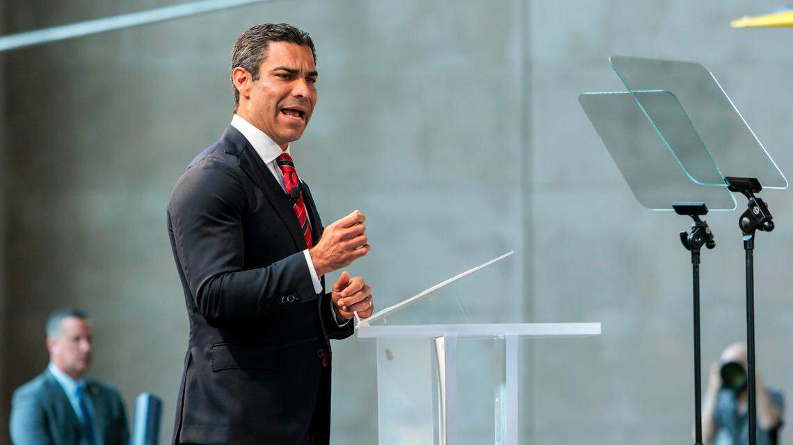 Mayor Francis Suarez worked to draft new law with developer who later paid him $170K