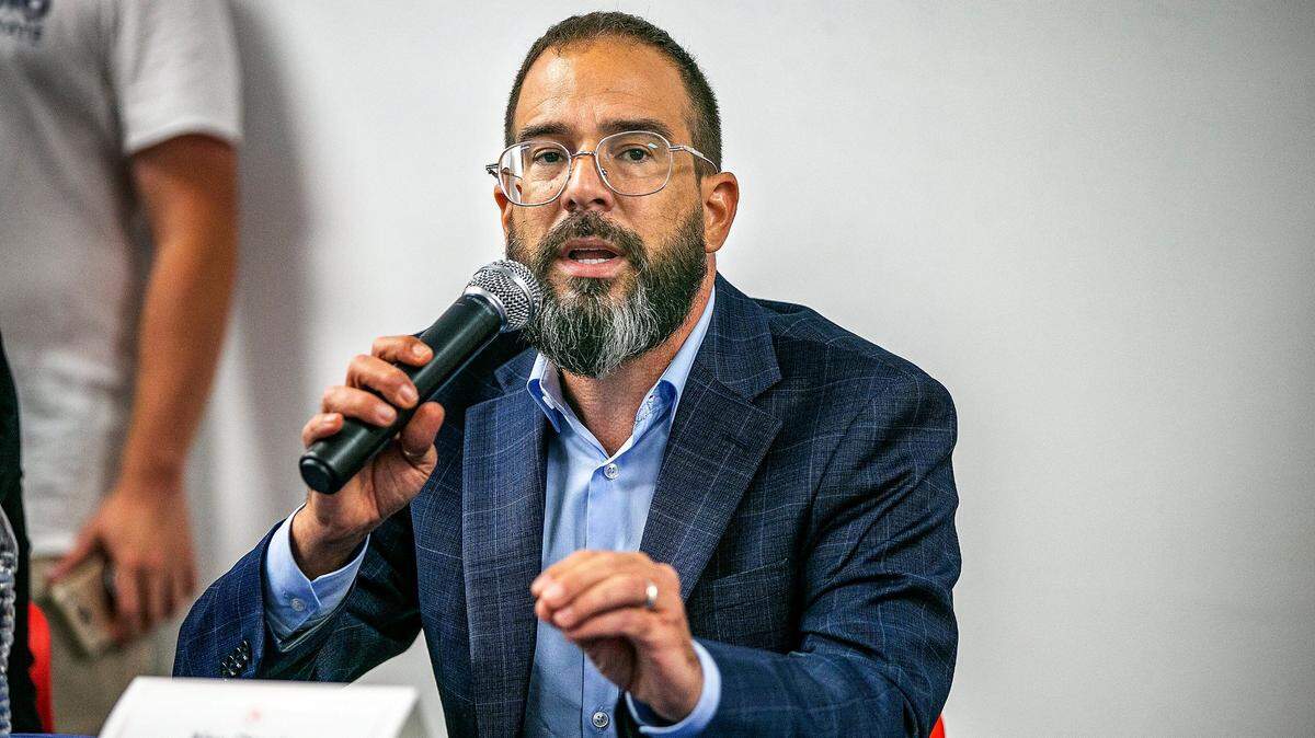 YouTube host Alexander Otaola, who gained national attention in 2020 for urging young Cuban-Americans in Miami to vote for Donald Trump’s reelection. He’s running against Miami-Dade County Mayor Daniella Levine Cava in 2024.