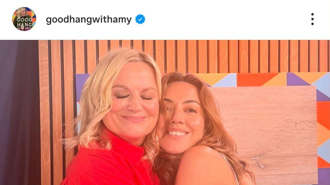 aubrey plaza and amy poehler on good hang podcast