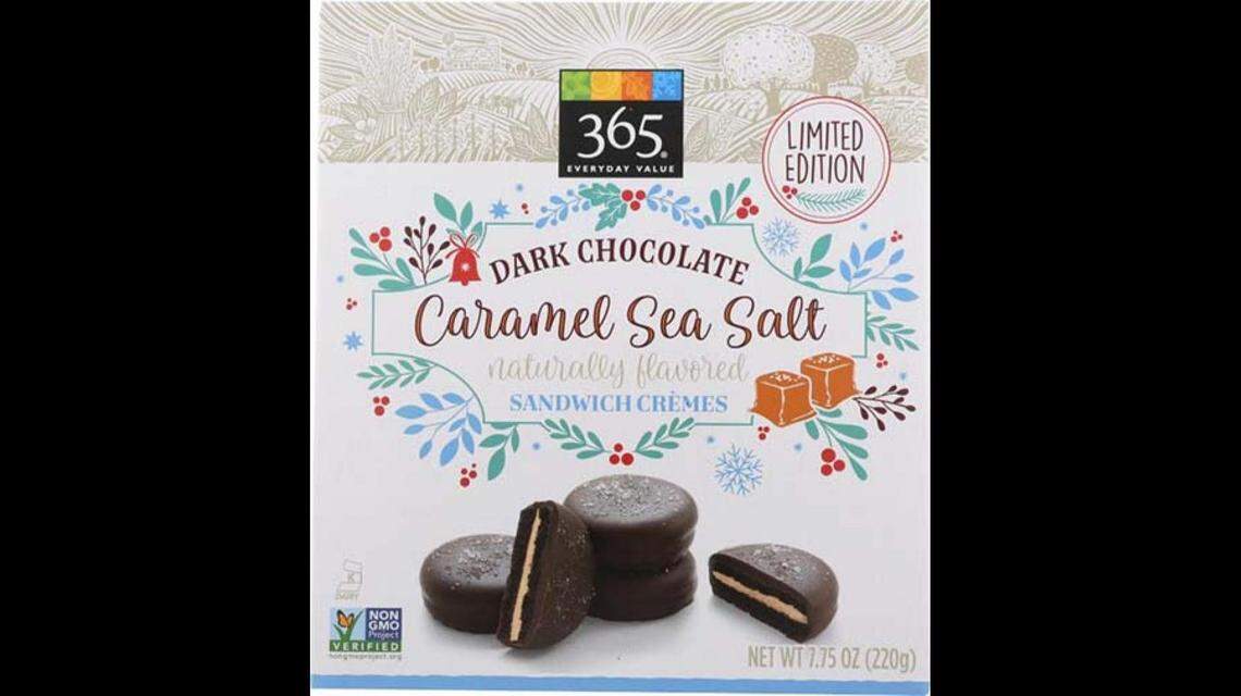 365 Everyday Value Dark Chocolate Caramel Sea Salt Sandwich Cremes