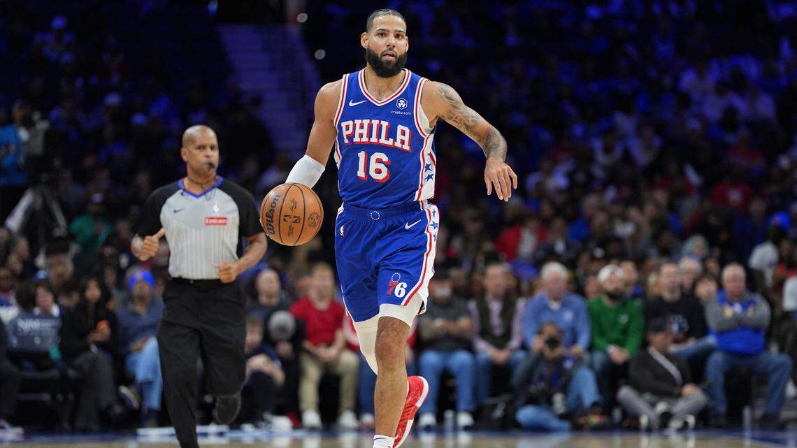 Philadelphia 76ers forward Caleb Martin (16) controls the ball against the Cleveland Cavaliers in the first quarter at Wells Fargo Center.