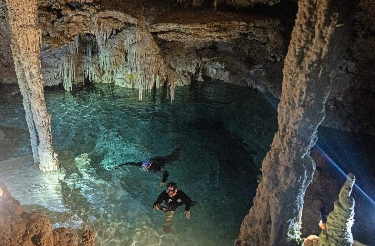 mexico cenotes yucatan peninsula