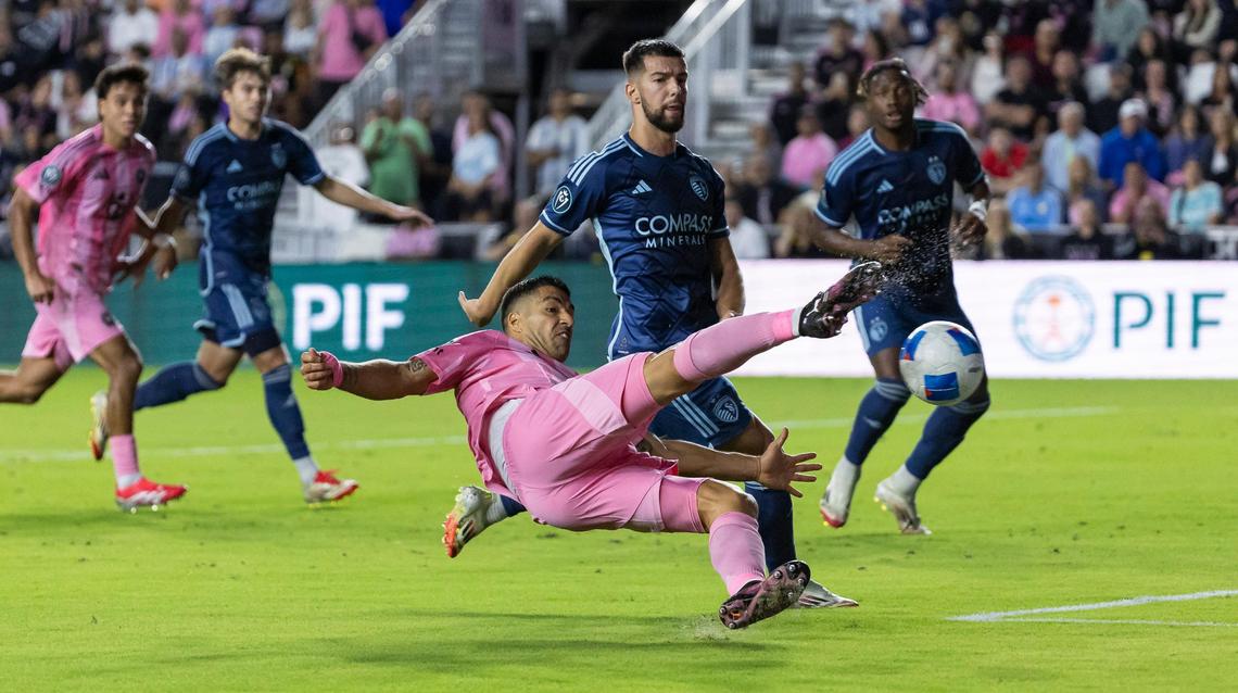 Inter Miami forward Luis Suárez (9) scores a goal against Sporting Kansas City in the first half of their Concacaf Champions Cup match at Chase Stadium on Tuesday, Feb. 25, 2025, in Fort Lauderdale, Fla.