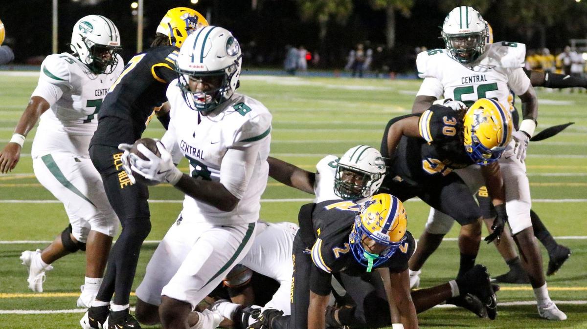 Miami Central Rockets running back Nicholas McCall (8) scores a touchdown against Northwestern Bulls during football game on Friday, October 4, 2024 at Traz Powell Stadium in Miami. Andrew Uloza / for Miami Herald