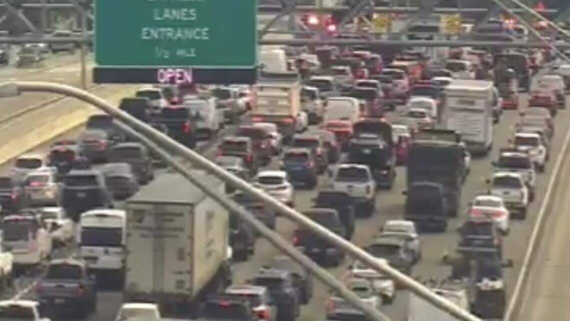 Traffic Alert: Southbound I-95 lanes closed in Fort Lauderdale multi-car crash