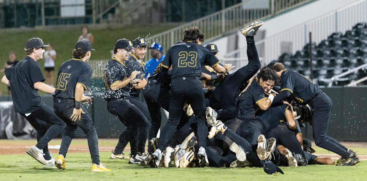 American Heritage Patriots celebrate after they defeated the Mulberry Panthers in their Class 4A state baseball championship game at Hammond Stadium on Tuesday, May 20, 2025, in Fort Myers, Fla.