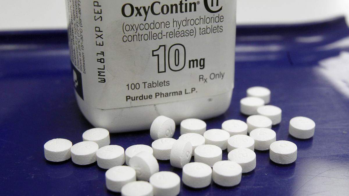 The makers of opioids have given Florida politicians more than $1 million over the last 20 years.