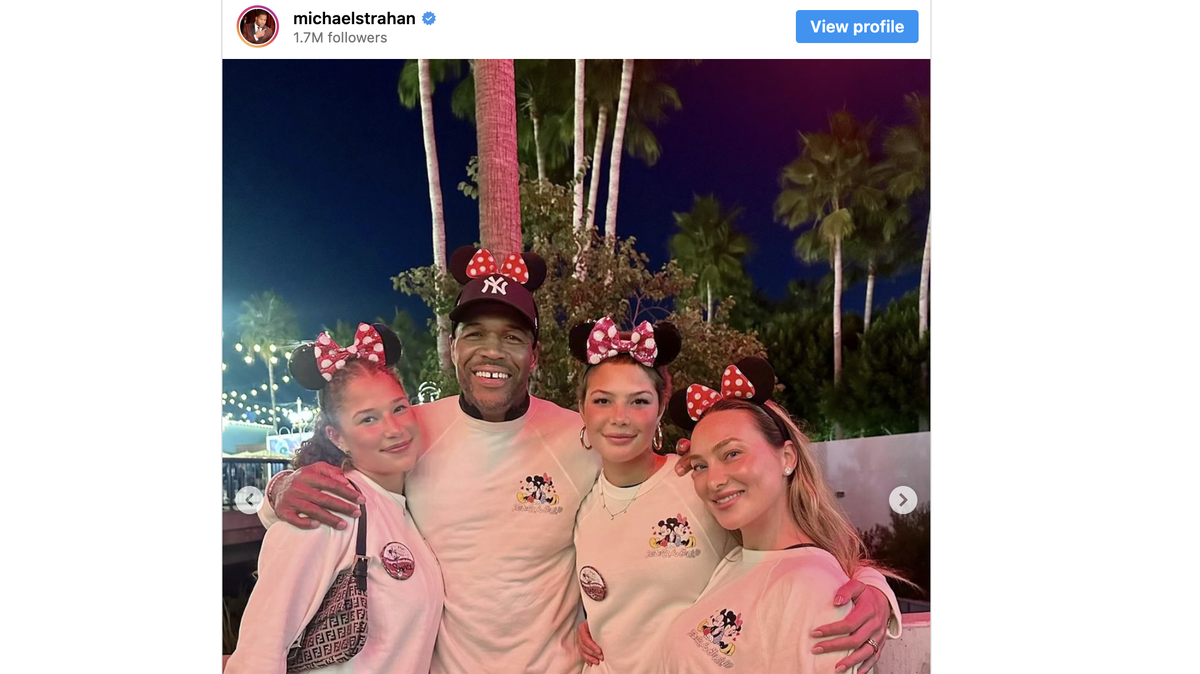 The Strahan family celebrating Isabella and Sophia’s birthday.