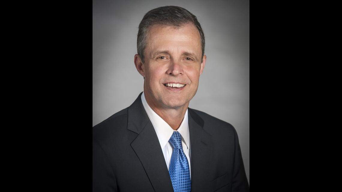 Thomas Kruczek was named Columbus High School’s new, and second, president on April 16, 2019. He succeeds Brother Kevin Handibode and will assume his duties on July 1, 2019.