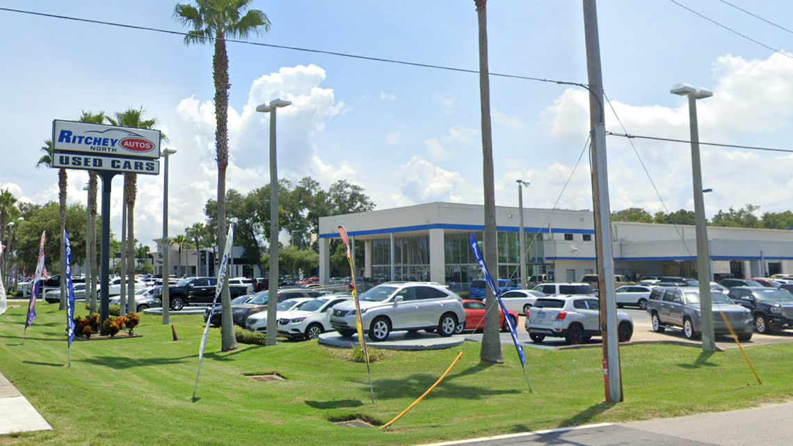 A dispute between employees at an Daytona Beach car dealership turned deadly Nov. 23 when one man hit a co-worker in the head with a metal bat, police say