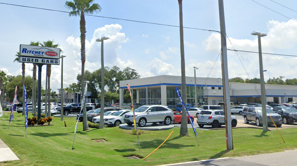 A dispute between employees at an Daytona Beach car dealership turned deadly Nov. 23 when one man hit a co-worker in the head with a metal bat, police say