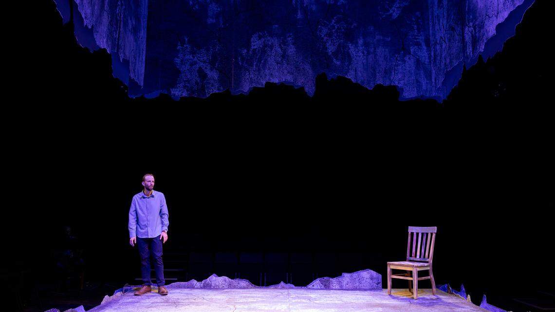 Review: Zoetic Stage’s ‘Moses’ is a demanding one-man journey