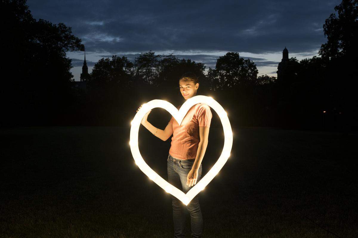 woman heart light valentines day