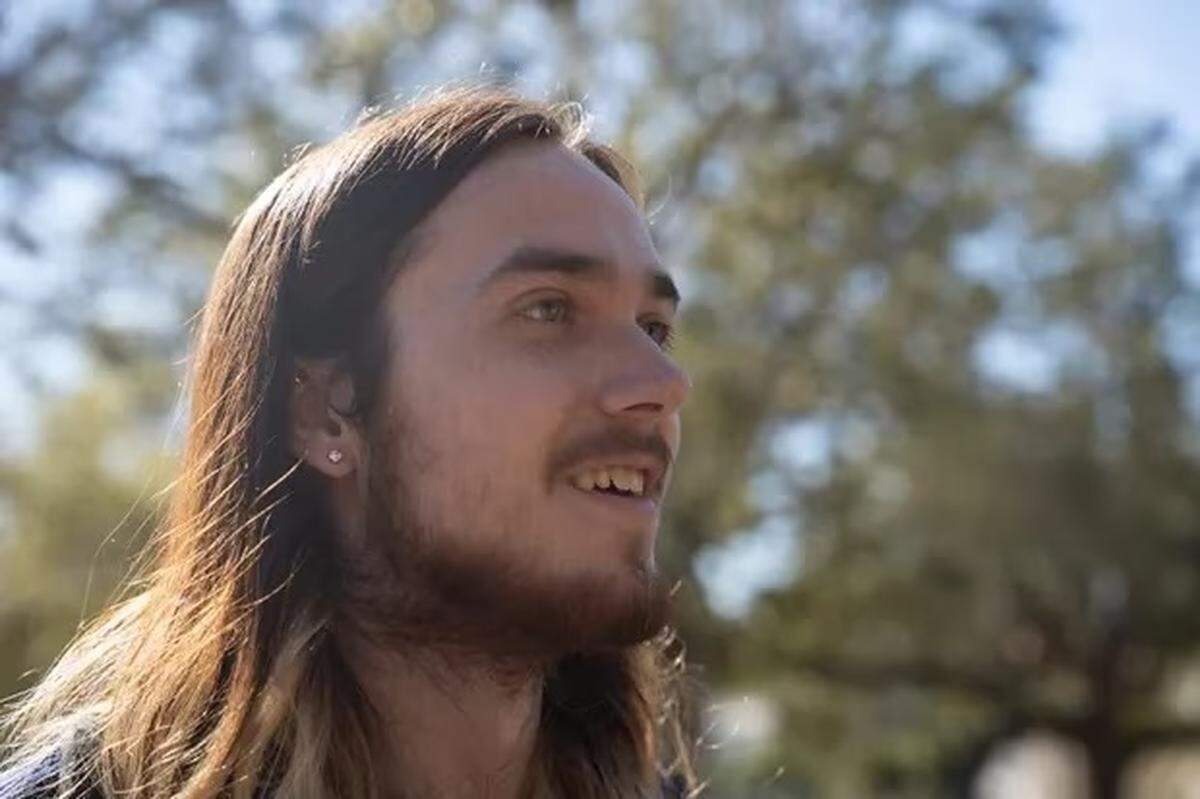 Joey McMahon, a transfer from the University of South Florida, is studying psychology and philosophy at New College.