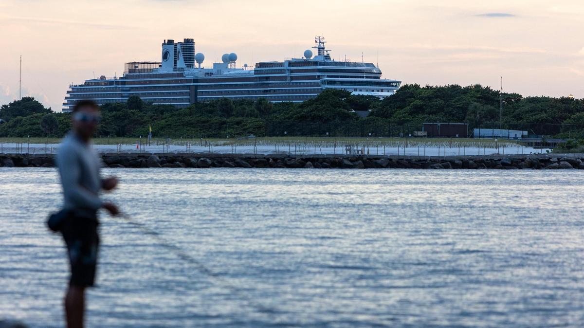 There were 16 gastrointestinal illness outbreaks reported on cruise ships in 2024, according to the CDC.
