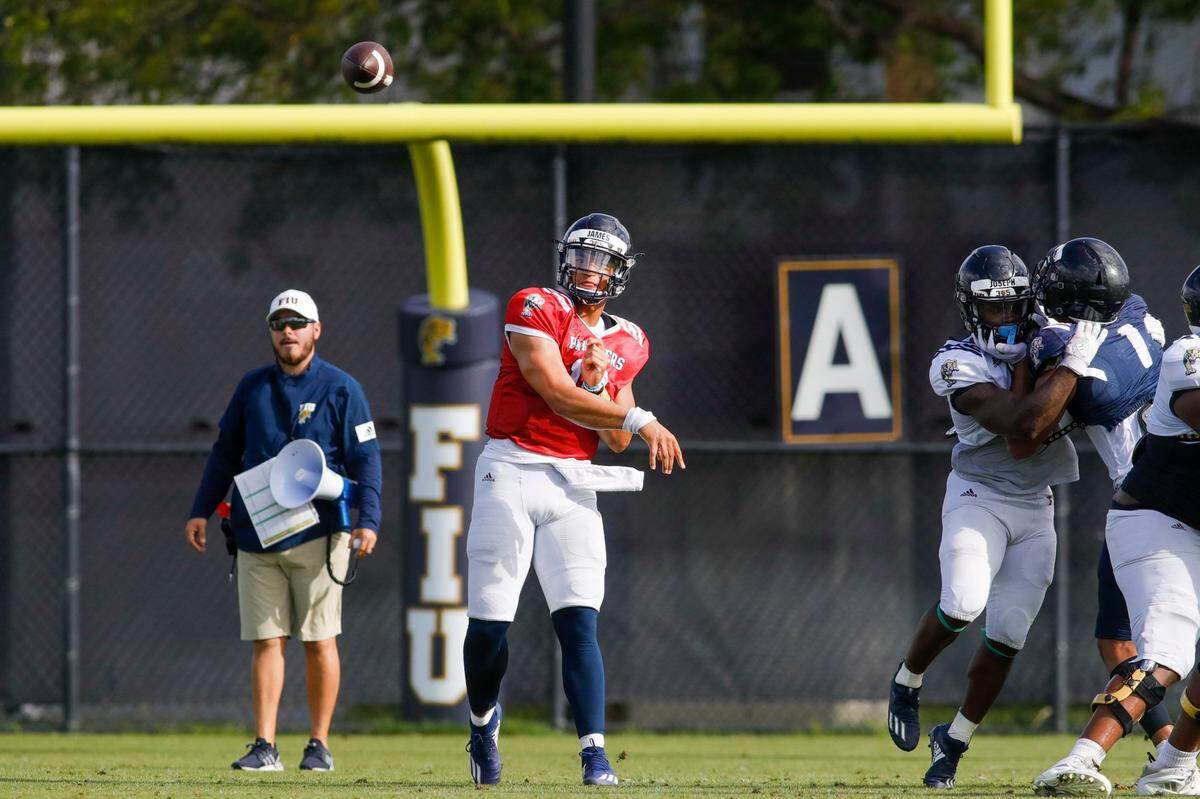 Florida International University quarterback Grayson James (10) throws the football during practice at the practice fields at Florida International University in Miami, Florida, on Thursday, March 24, 2022.
