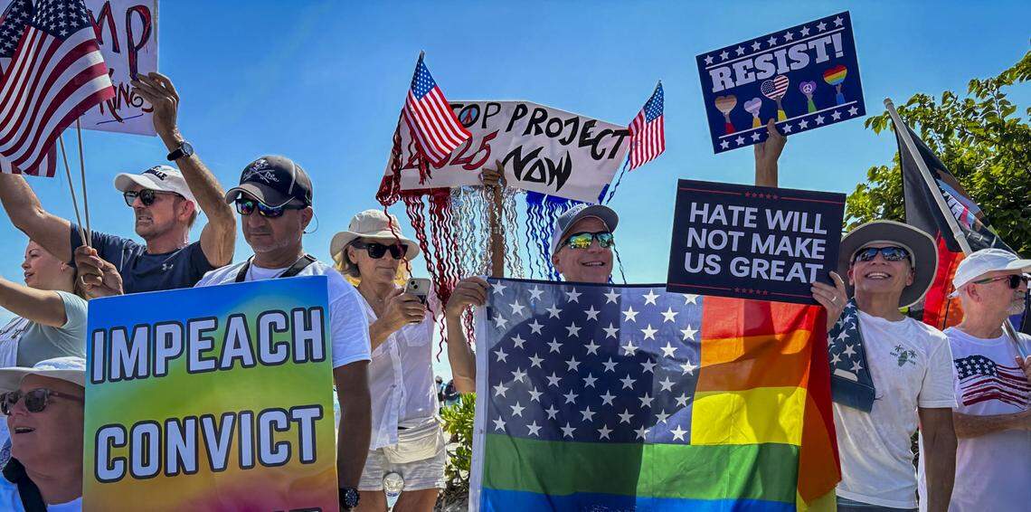 Fort Lauderdale, Florida, June 14, 2025 - People protest in Fort Lauderdale, Florida, along A1A in Fort Lauderdale Beach, during the ‘No Kings’ anti-Trump protests planned across South Florida.