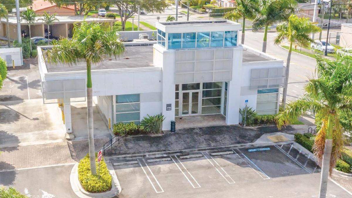 The Chicago-based First American Bank bought a 4,278-square-foot location for $3.2 million in early May.