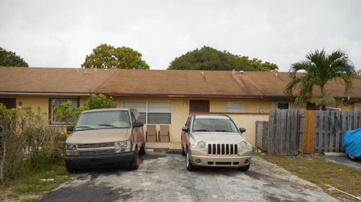 4329 NW Fourth Ave. in Deerfield Beach