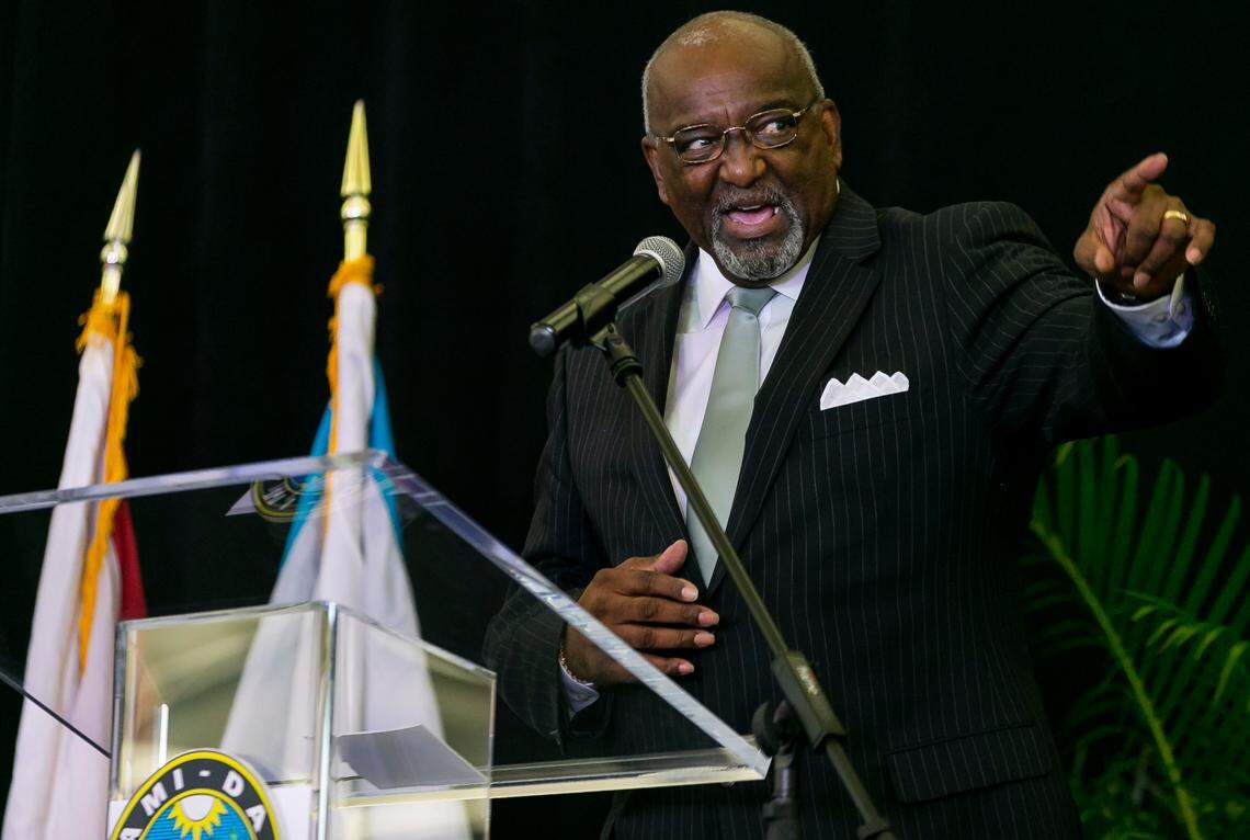 Commissioner Dennis C. Moss speaks during a farewell event for term-limited commissioners and Mayor Carlos Gimenez at Port Miami on Friday, November 6, 2020.