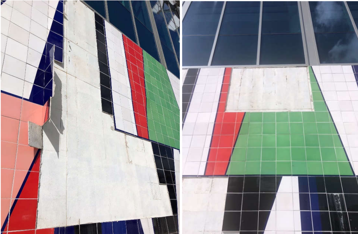 Se desprendieron azulejos en la parte este de la pared de la obra "Morris Lapidus", de Sarah Morris, en el Centro de Convenciones de Miami Beach. El resto de los azulejos ya fueron retirados de la pared este. Court documents