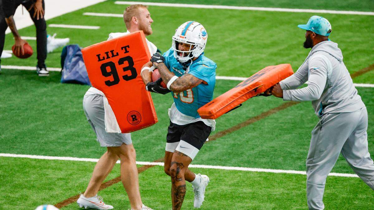 Miami Dolphins cornerback Nik Needham (40) runs through practice drills at the Baptist Health Training Complex in Miami Gardens on Wednesday, October 11, 2023.