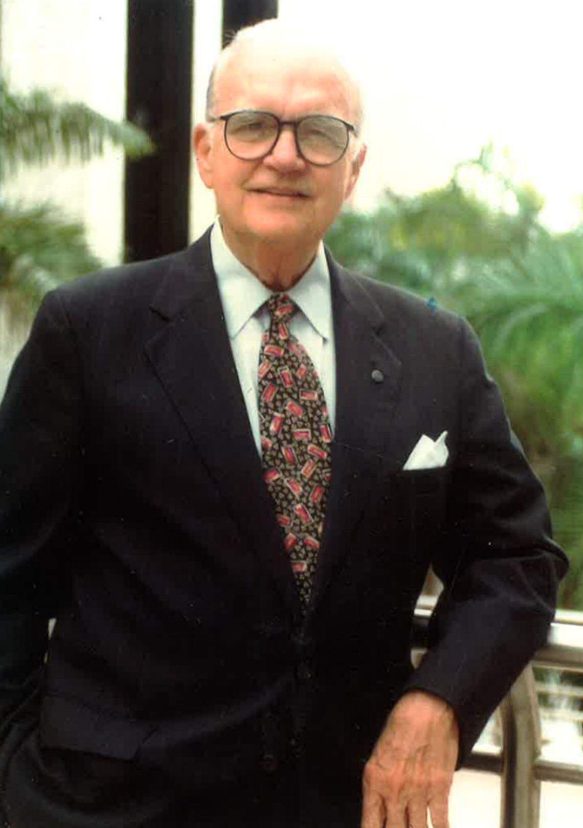 Banker Jorge R. Plasencia