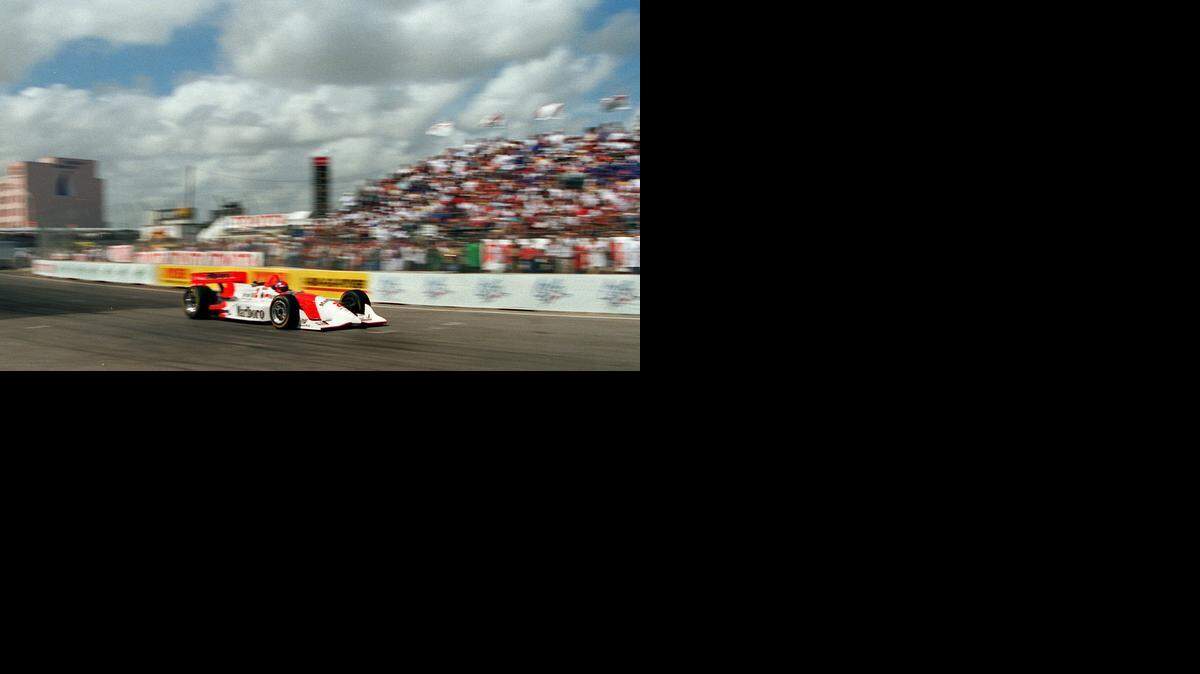 
File photo 3/5/95: Emmerson Fittipaldi races in the 1995 Grand Prix of Miami in downtown Miami.
