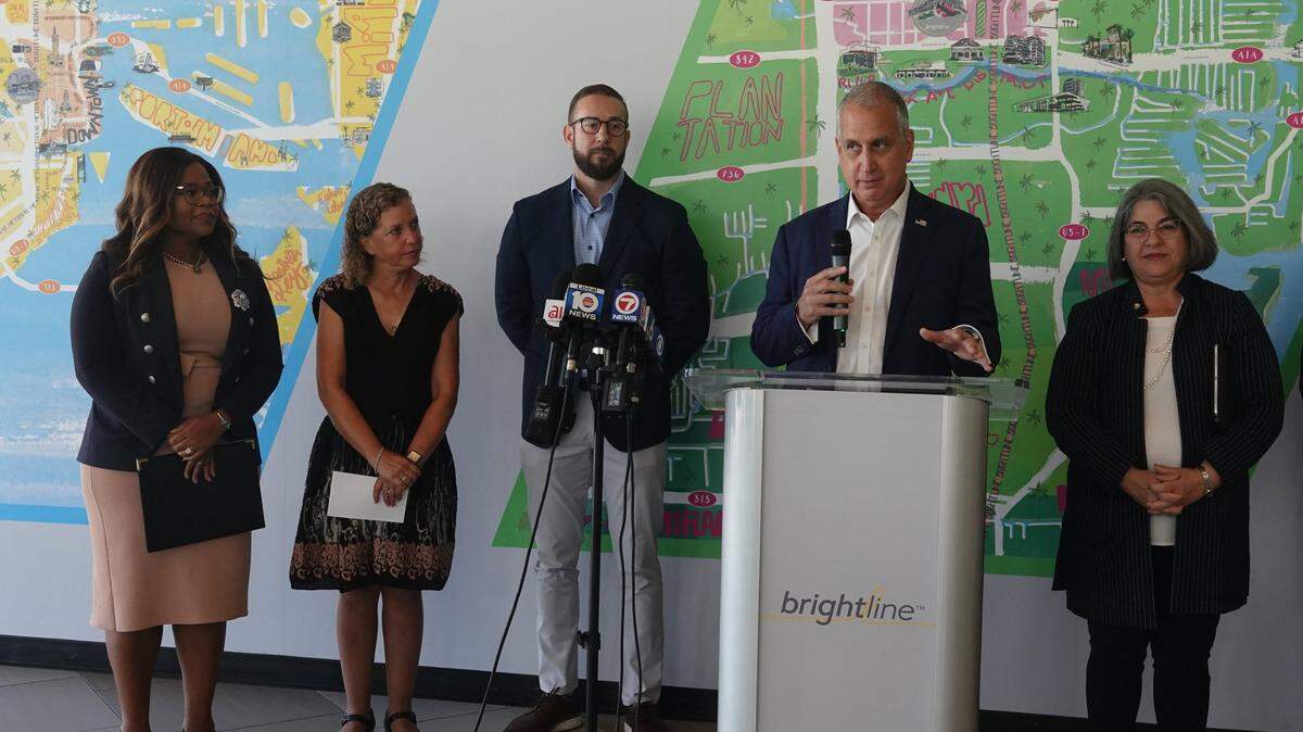 U.S. Rep. Mario Diaz-Balart, R-Fla., speaks during a news conference at the Brightline station in Fort Lauderdale on Monday, Aug. 15, 2022. Looking on are, from left, U.S Rep. Sheila Cherfilus-McCormick, D-Fla., U.S. Rep. Debbie Wasserman Schultz, Brightline CEO Patrick Goddard, and Miami Dade Mayor Daniella Levine Cava. A new grant will help Brightline make railroad safety improvements.