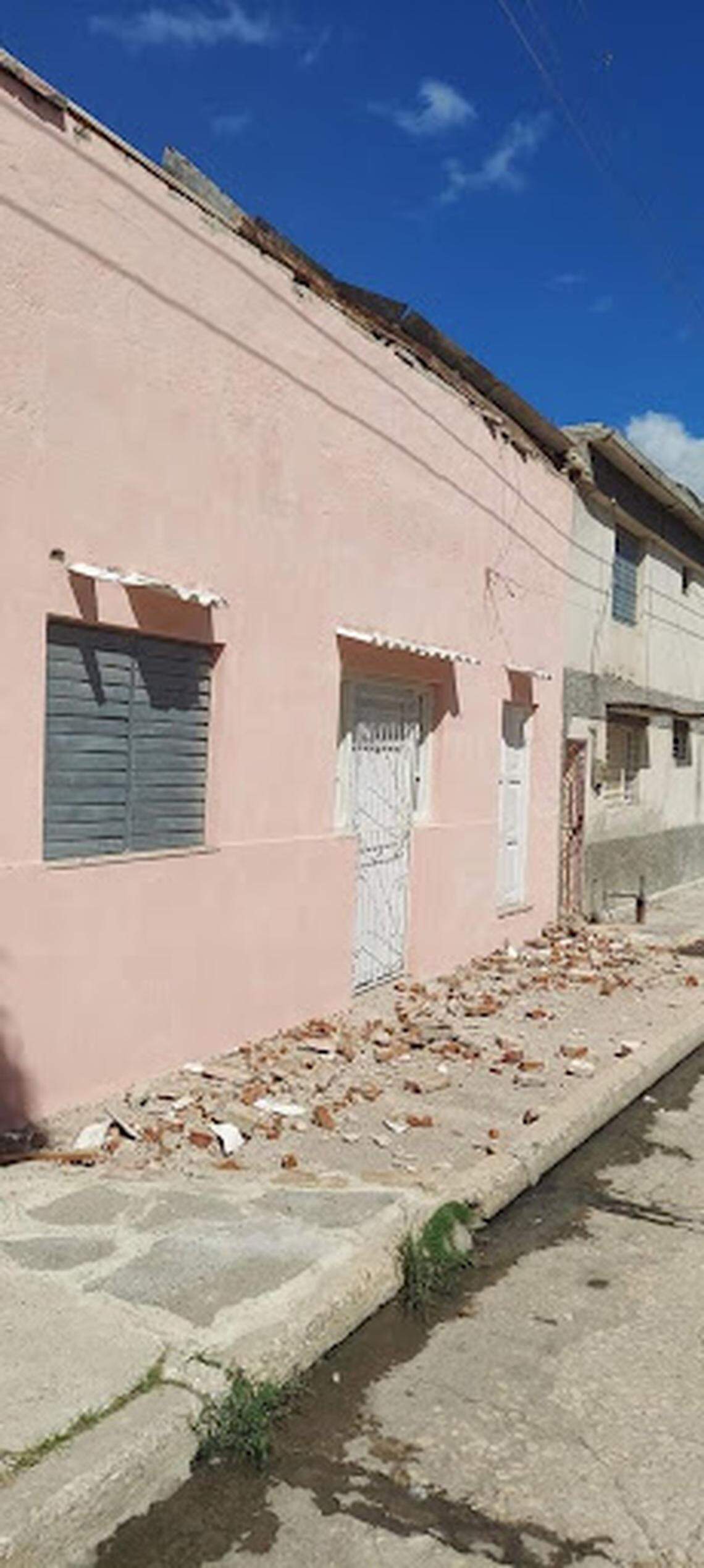 Damages in southeastern Cuba from earthquakes Sunday. Credit: Facebook photo, Communist Party of Pilon, Cuba.