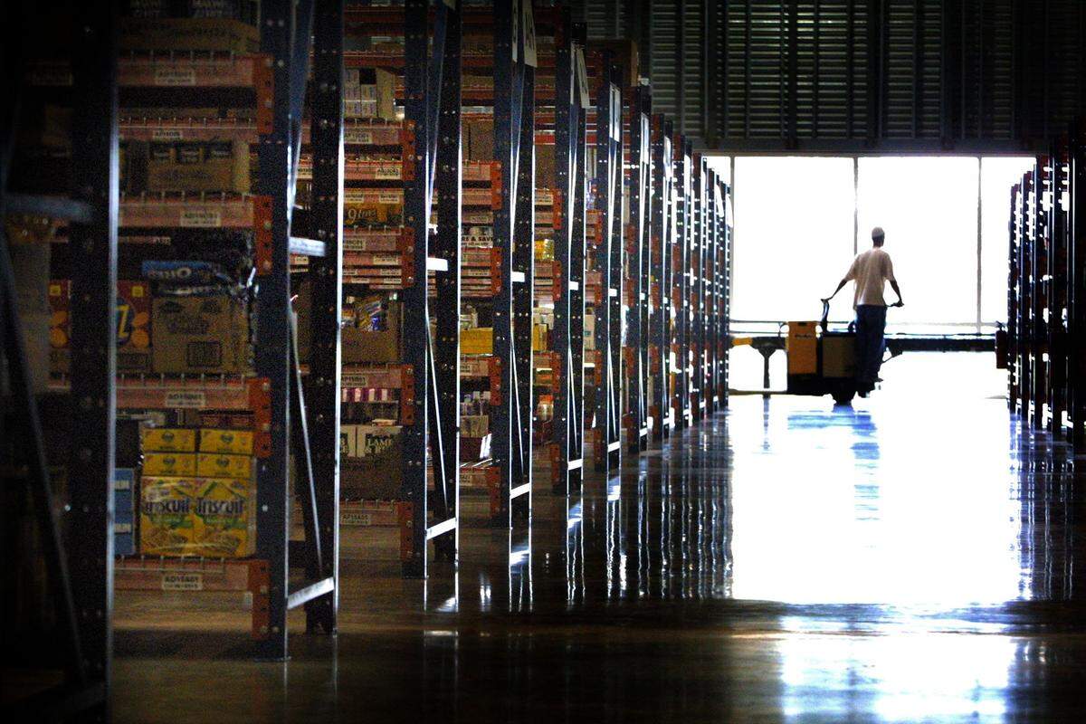 A look at the PublixDirect warehouse.