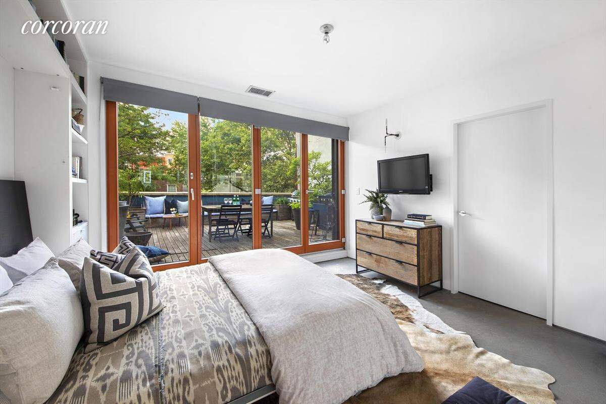 Bedroom of Steve Burns’ Brooklyn home.