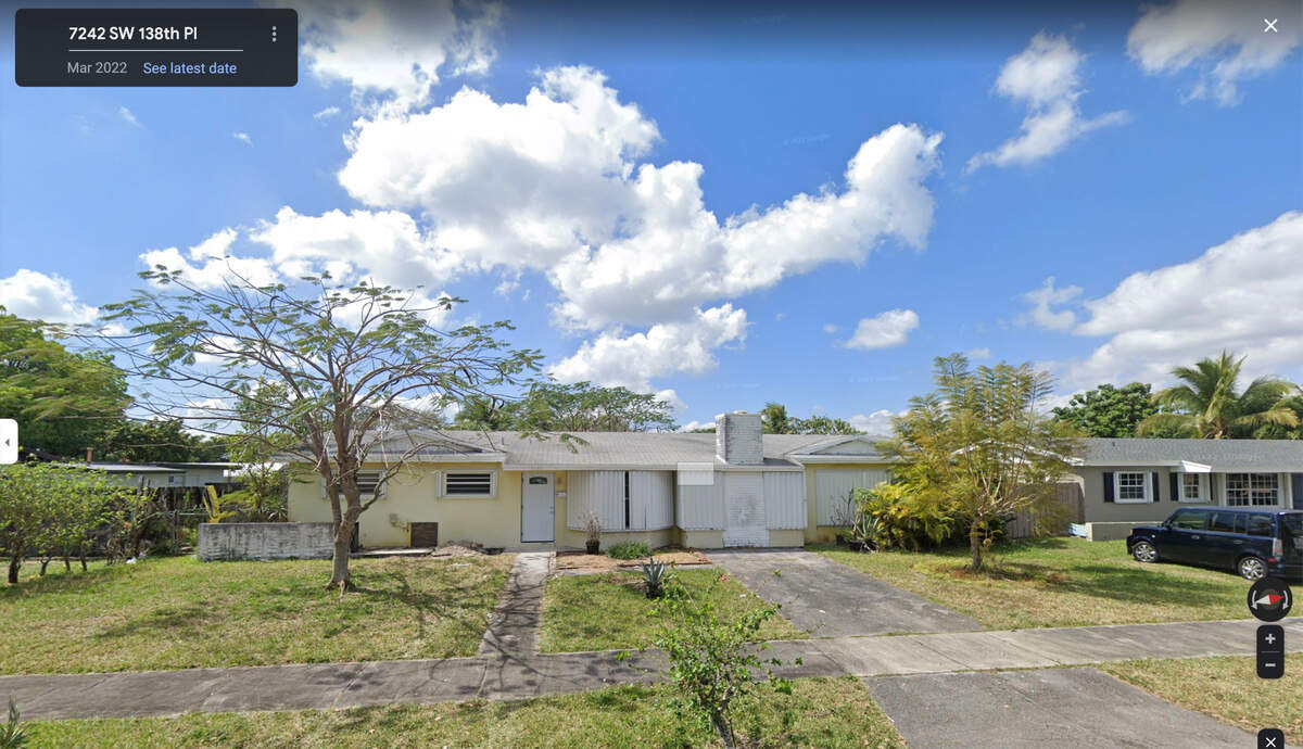 ANTES: Express Homes compró esta casa de Kendale Lakes en Southwest 138th Place al Programa de Tutela por $430,000 en enero de 2022. El Servicio de Listado Múltiple muestra la casa no estaba en el catálogo. Una vez que Express Homes rehabilitó la casa de cuatro dormitorios, apareció en un listado en mayo antes de la venta de la propiedad por $695,000 ese verano.