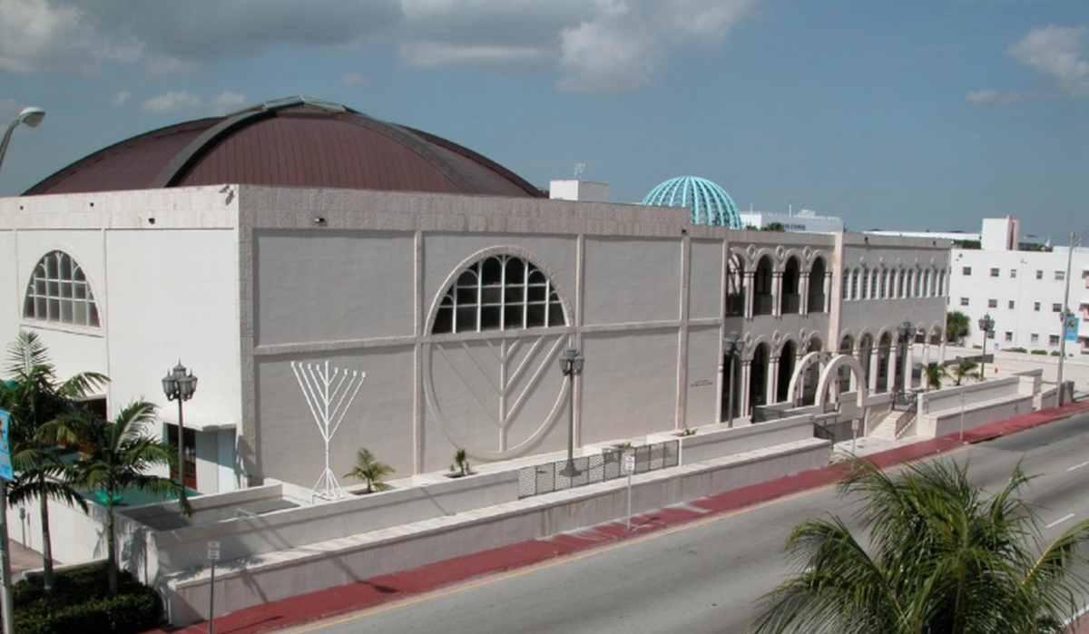 The Shul of Bal Harbour, 9540 Collins Ave.