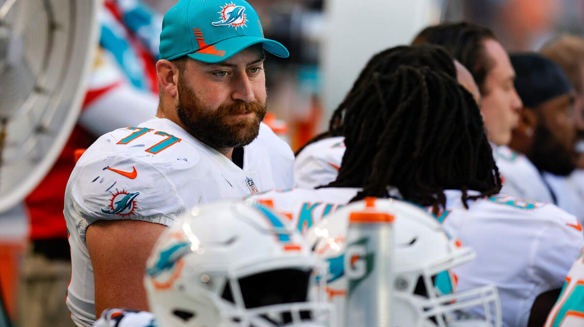 Miami Dolphins guard Jesse Davis (77) looks on during second quarter of an NFL football game against the Houston Texans at Hard Rock Stadium on Sunday, November 7, 2021 in Miami Gardens, Florida.
