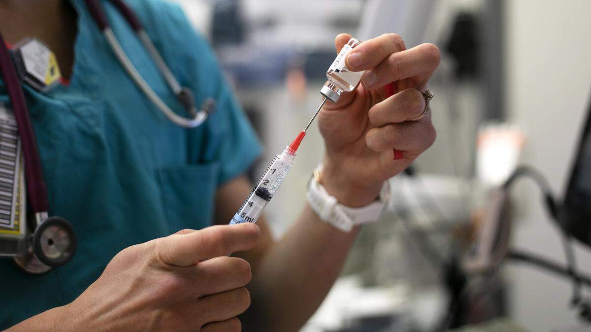 Workers at a Florida Department of Health clinic in Haines City in Polk County, including nurses, say they were told not to speak Spanish among themselves or they would lose their job. The Florida Department of Health is investigating.