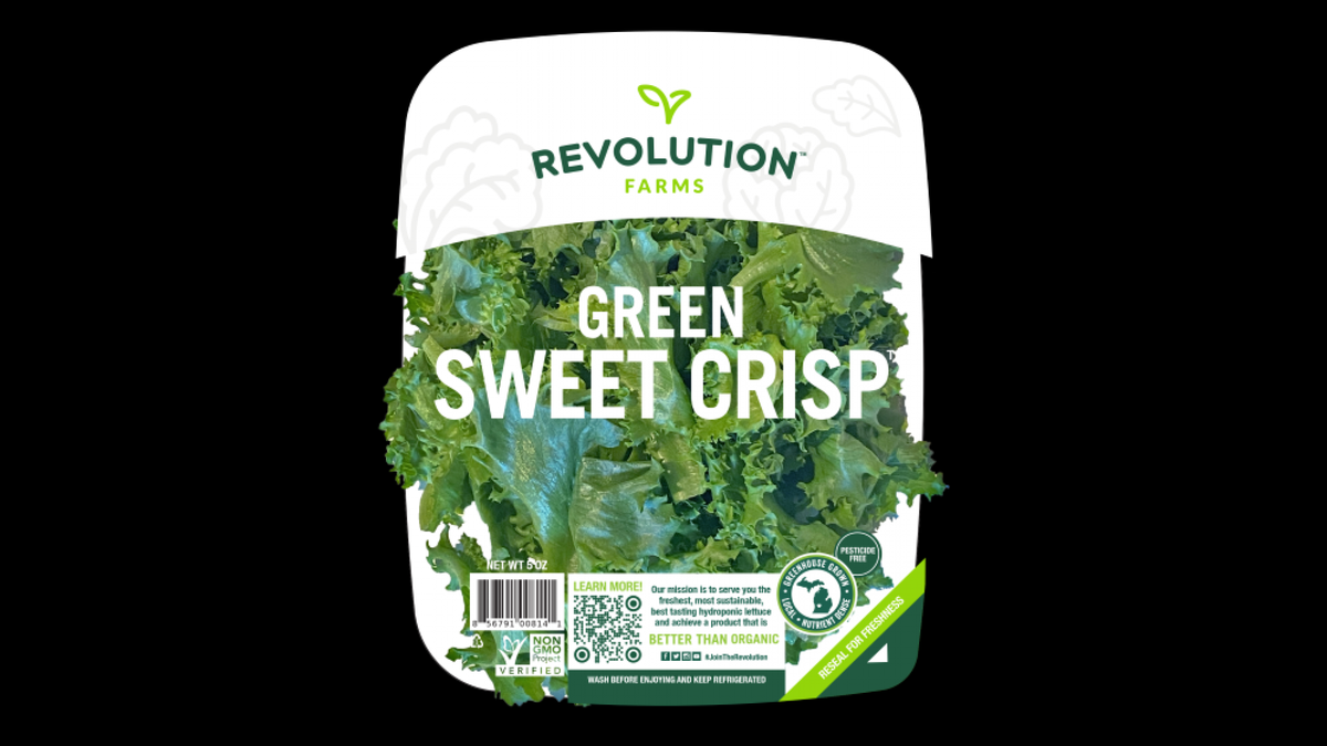 Revolution Farms Green Sweet Crisp salad in a Whole Head Clamshell