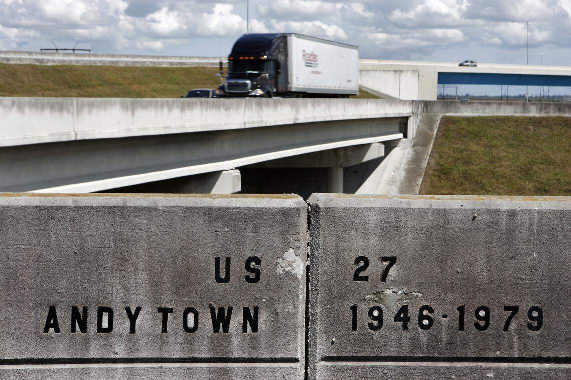 In 2007, the Andytown landmark on I-75 at U.S. 27 commemorates the South Florida landmark, a gas station, bar and bait shop.