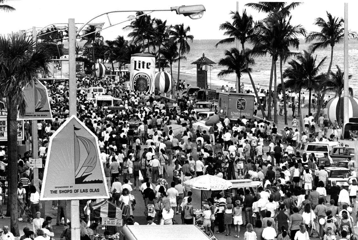 In 1987, crowds gather at the Winterfest activities that include Bob Hope appearance at Las Olas and A1A.