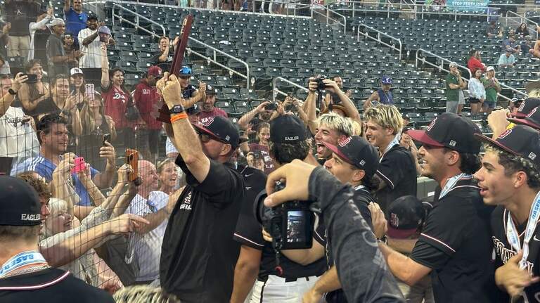 Douglas baseball team is 2026 Leo Suarez/Walter Krietsch Courage Award recipient
